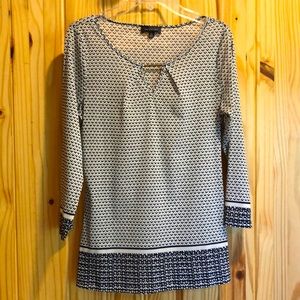 🧨🧨The Limited Sheer Tunic XS